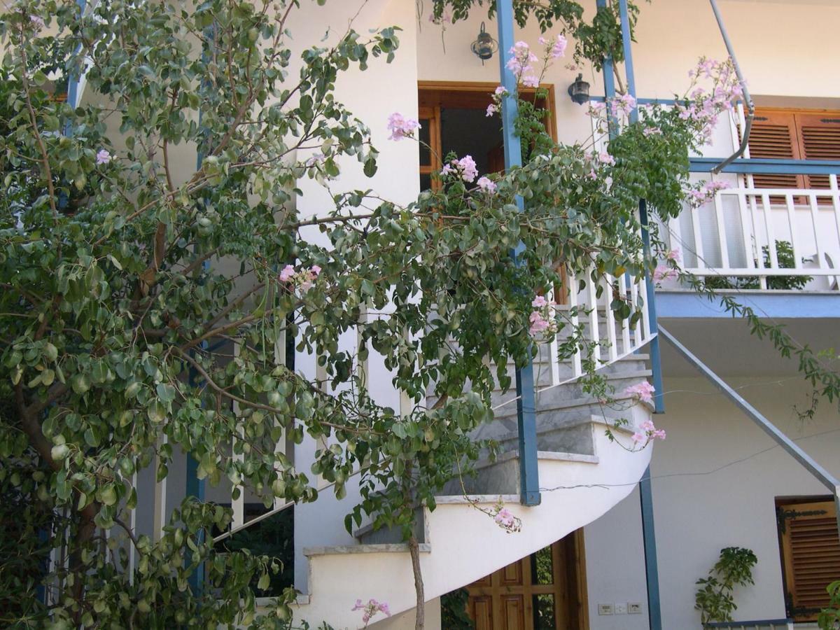 Seaview - Selfcatering Apartment - Helen No 2 Xiropigado Exterior foto