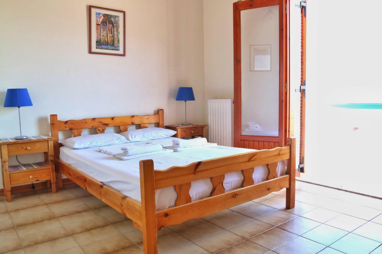 Seaview - Selfcatering Apartment - Helen No 2 Xiropigado Exterior foto
