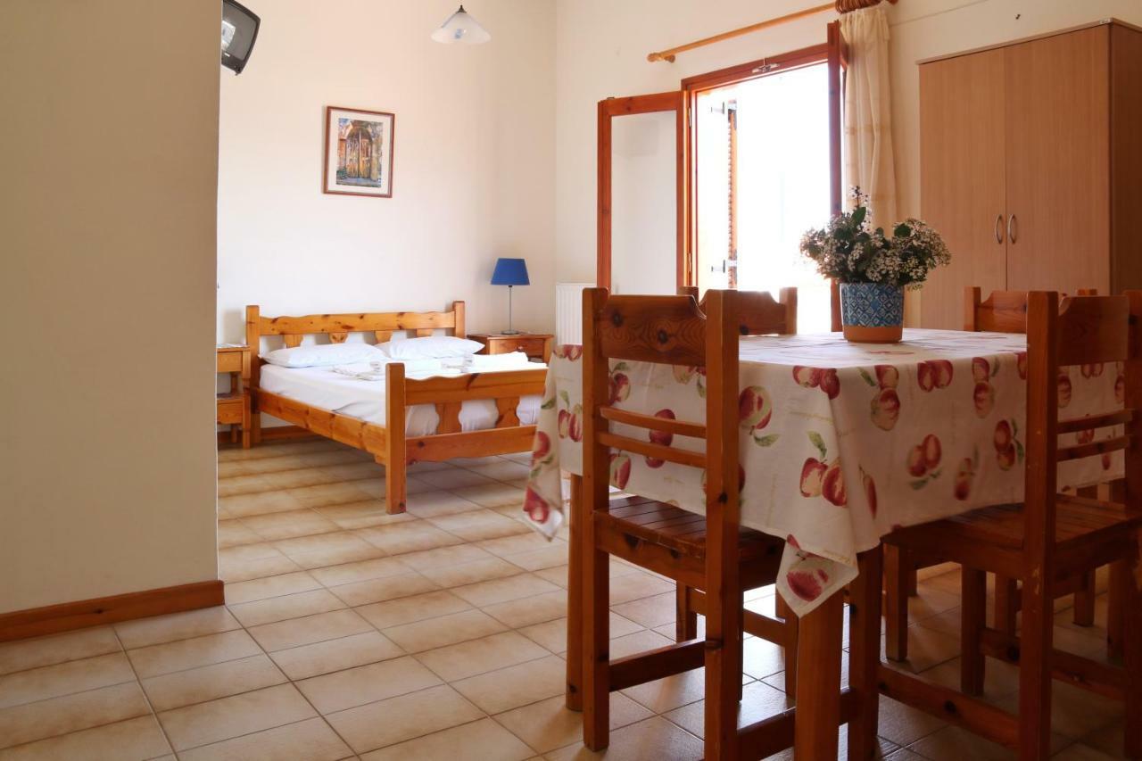 Seaview - Selfcatering Apartment - Helen No 2 Xiropigado Exterior foto