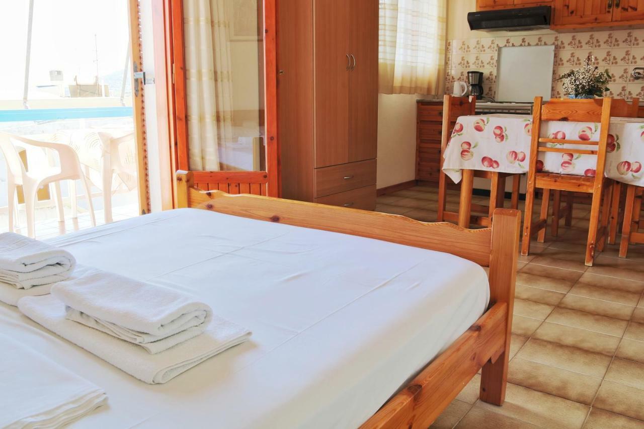 Seaview - Selfcatering Apartment - Helen No 2 Xiropigado Exterior foto